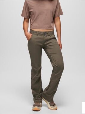 prAna Women’s Stretch Zion Halle Pant in Slate Green
• Size 4